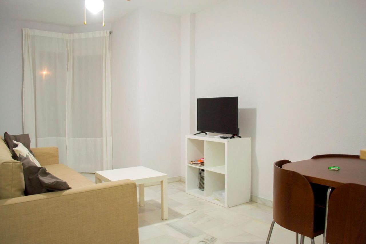 Oceanfront Apartment Malaga Exterior photo