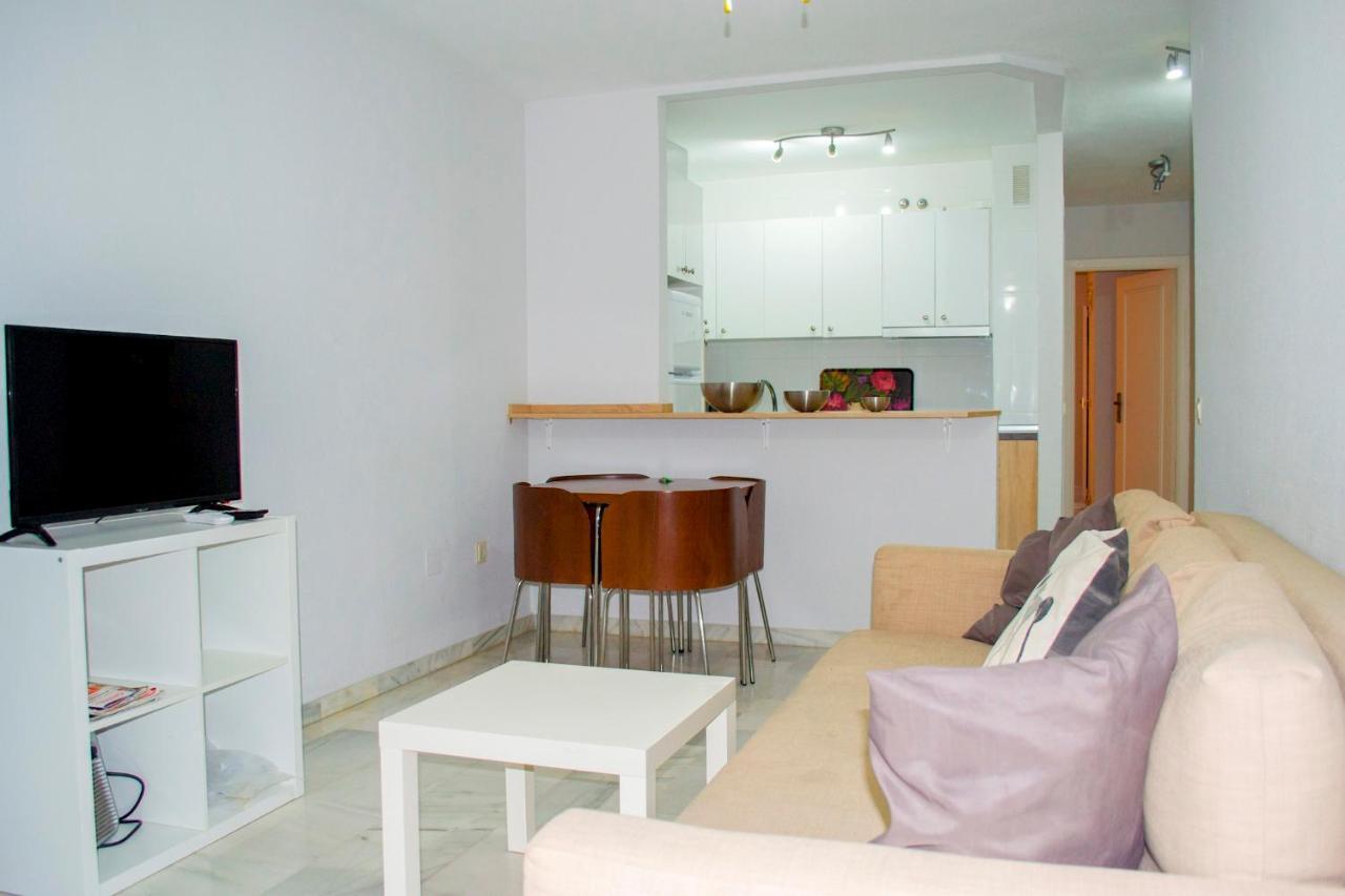 Oceanfront Apartment Malaga Exterior photo